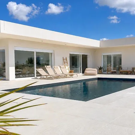 Magnifique Maison à *